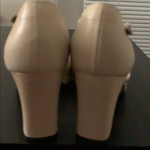 Sandals - Picture 4 of 5